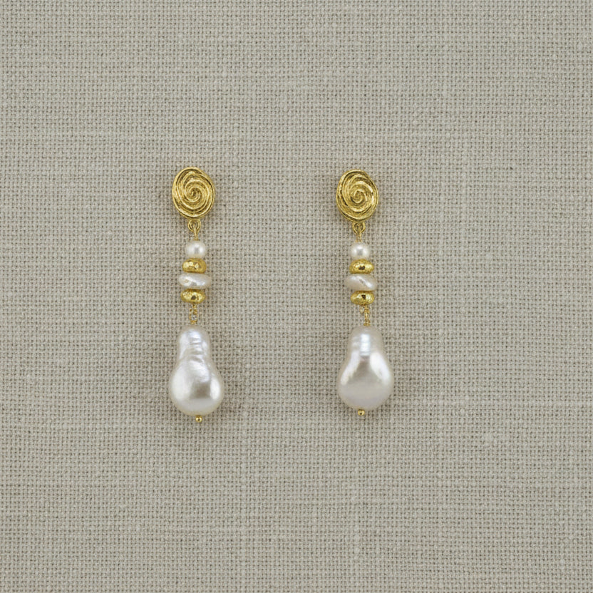 Pearl Reverie Drop Earrings