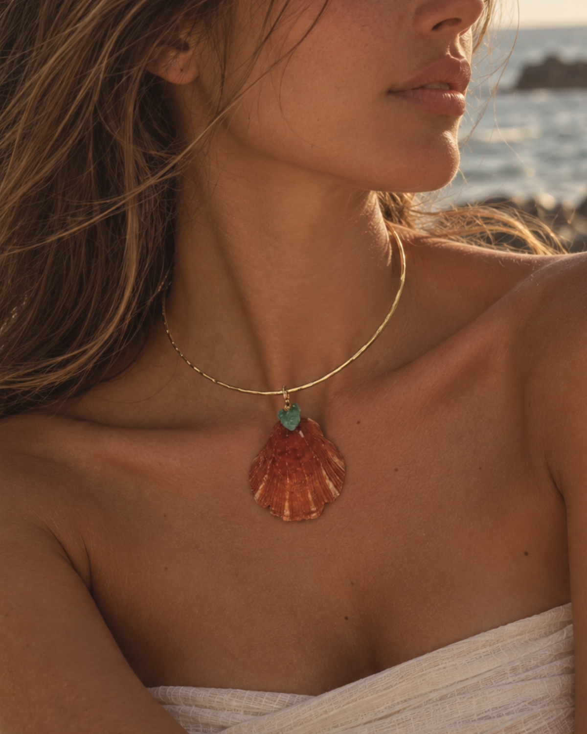 Emerald Tide Shell Choker