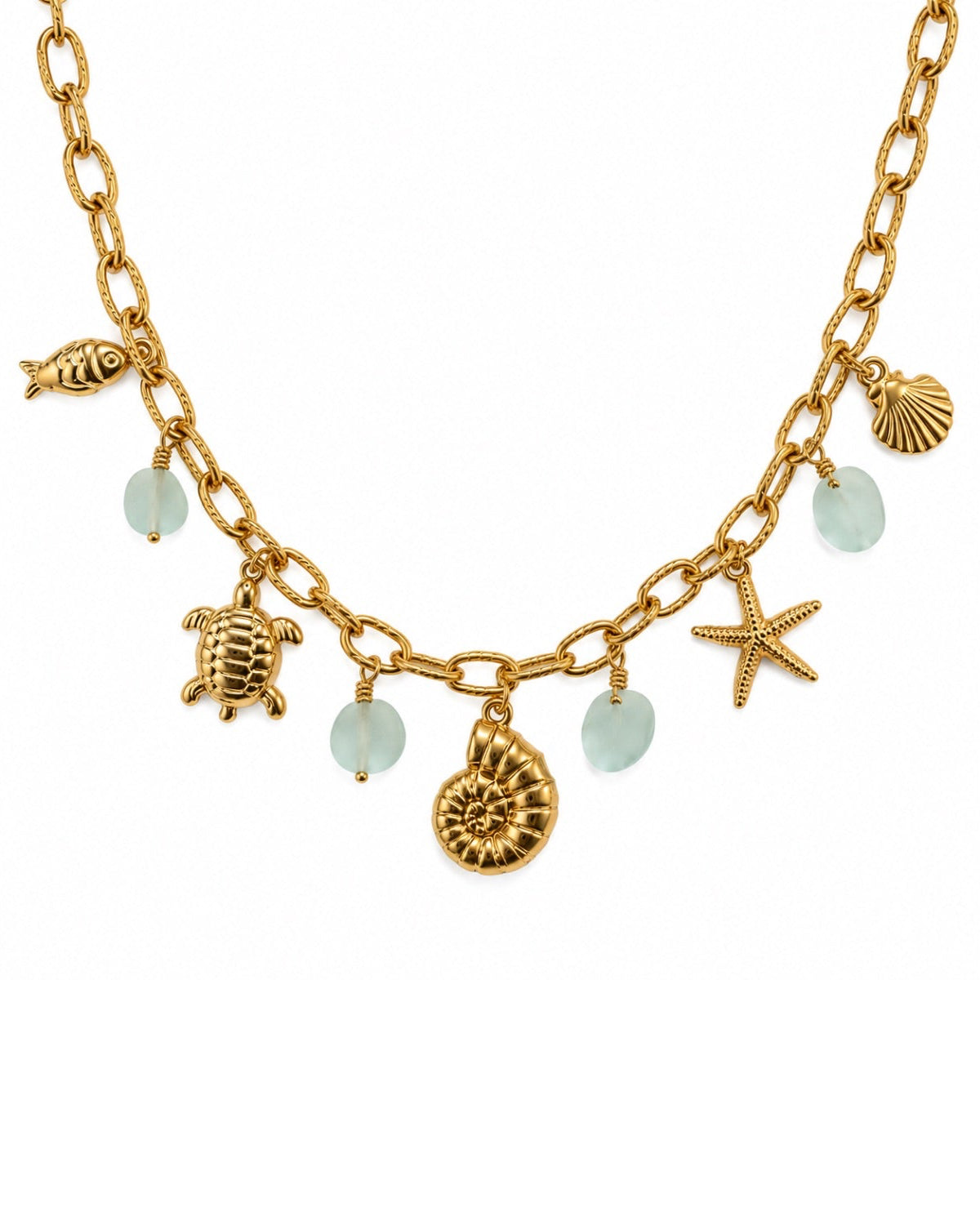 Floridian Necklace details in white background by Lalinde
