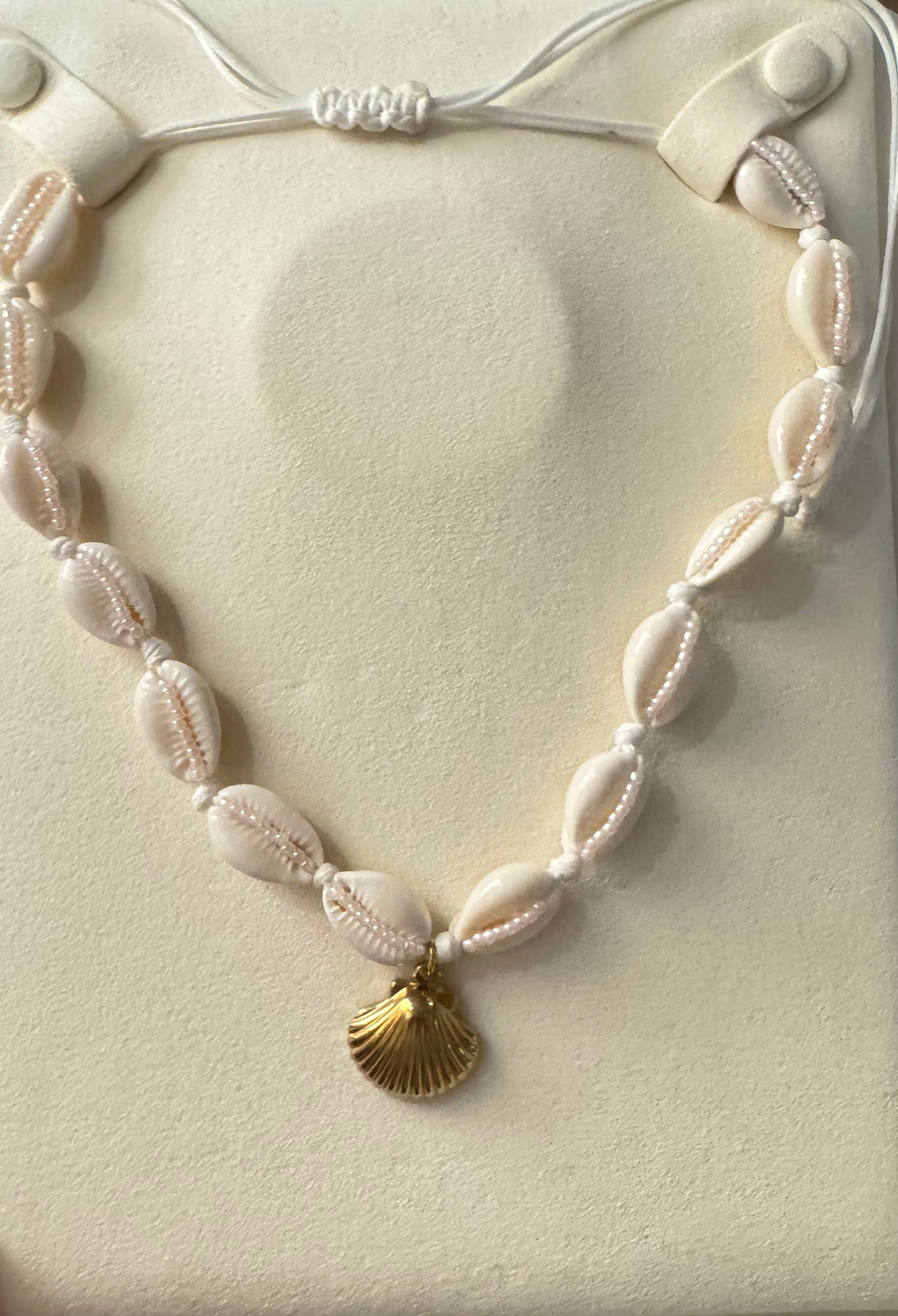 Palm Beach - Shell Choker