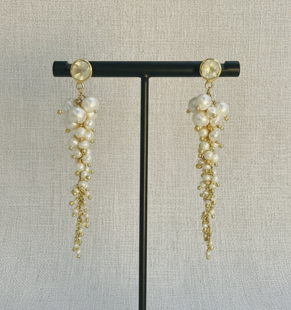 Cascade pearl Earring