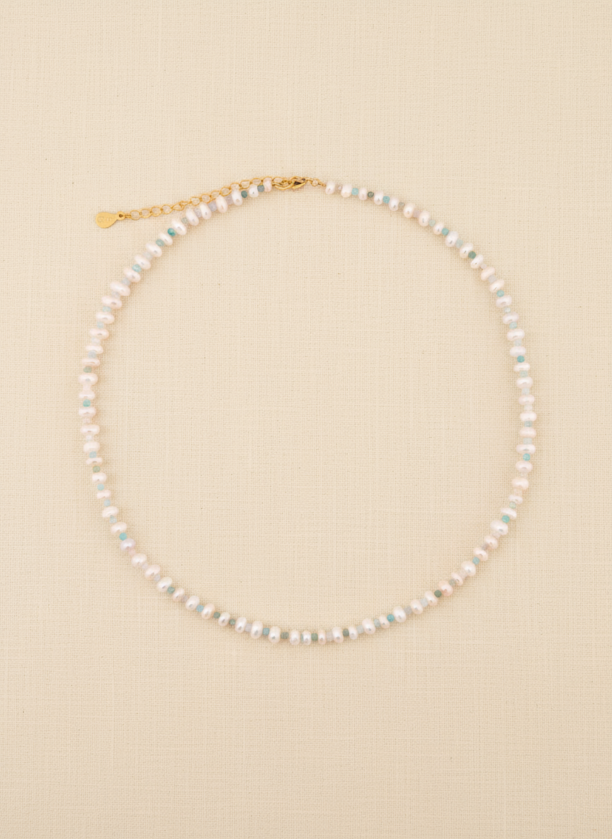 Delicate Pearl Choker