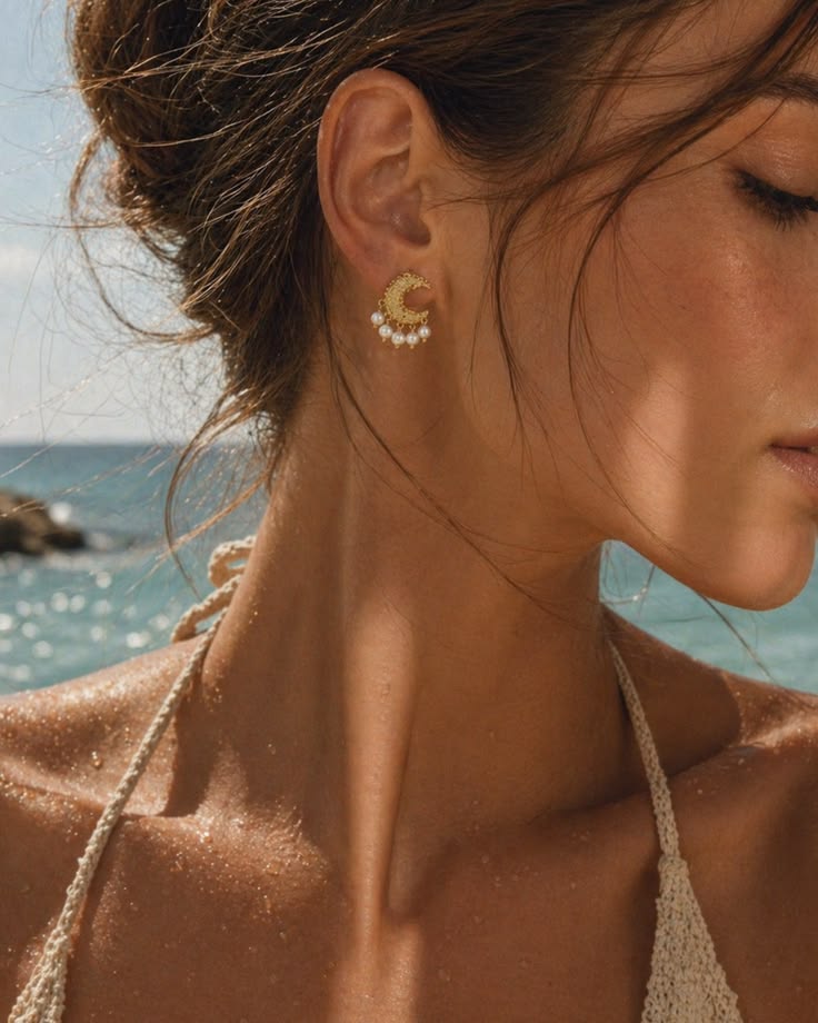 Luna Pearl Studs