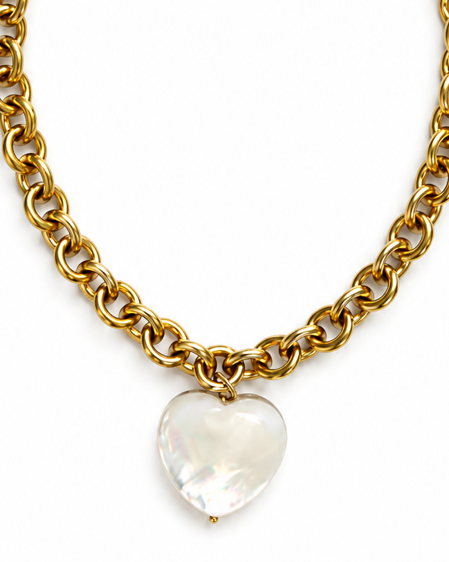 The Amour Necklace