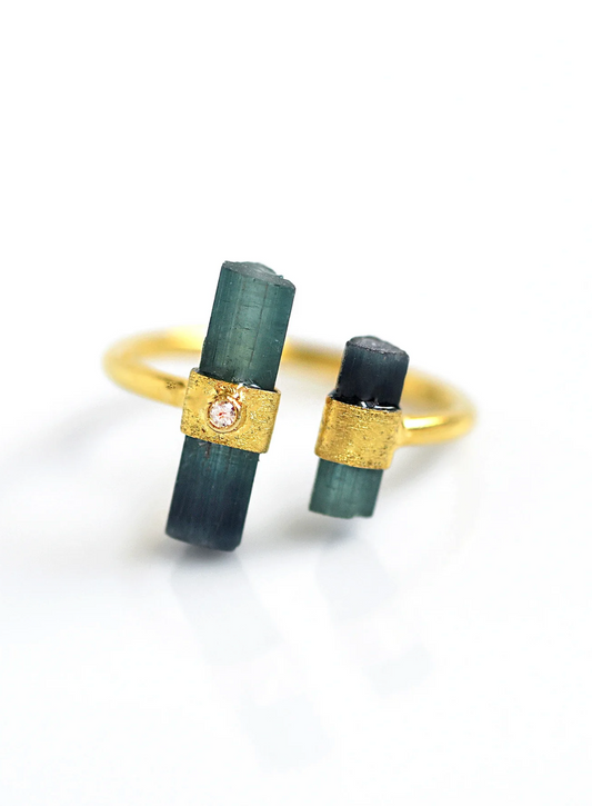 Tourmaline Parallel Double Bar With Diamond Ring