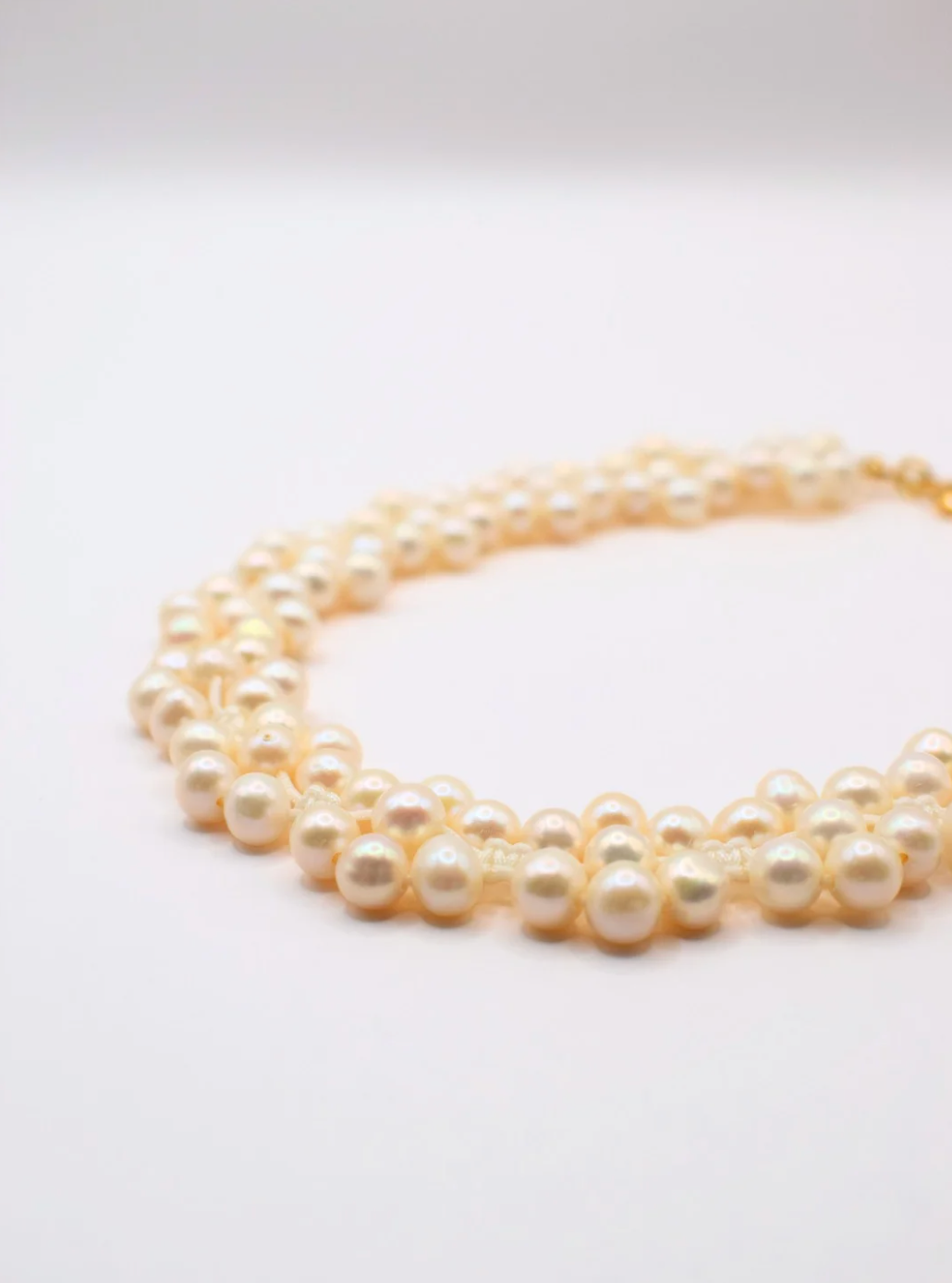 Handcrafted Pearl Floral Necklace