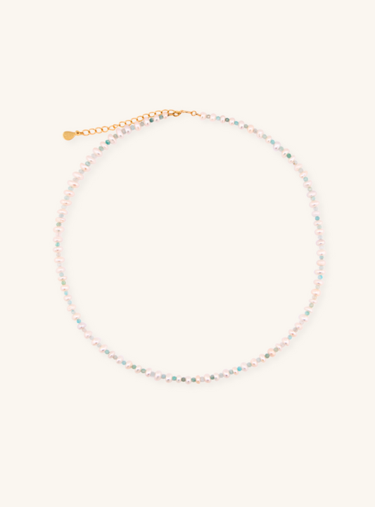 Delicate Pearl Choker